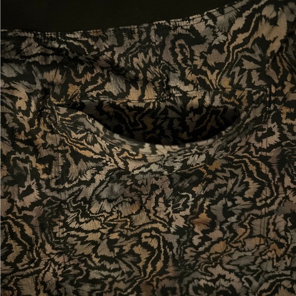 Athleta Shorts size 8 - Picture 4 of 5